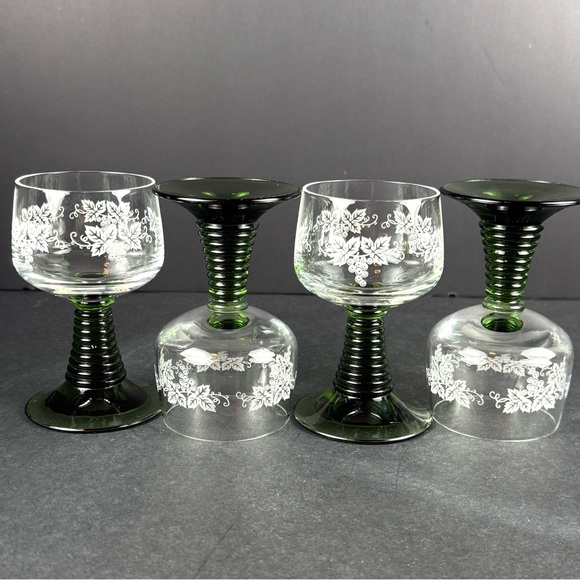 Vintage Green Beehive Stemmed Roemer Etched Grape Cordial 4 Oz Glasses. Set Of 4 - Picture 7 of 13